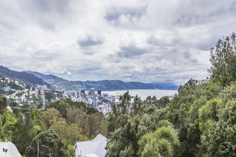 Photo of property in Manston Apartments, 4b/145 Ohiro Road, Brooklyn, Wellington, 6021