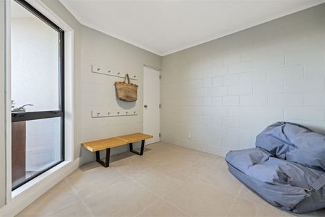 Photo of property in 92 Cannon Hill Crescent, Mount Pleasant, Christchurch, 8081