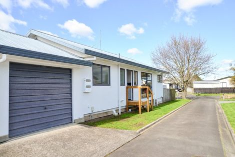 Photo of property in 21 Penney Green, Nawton, Hamilton, 3200