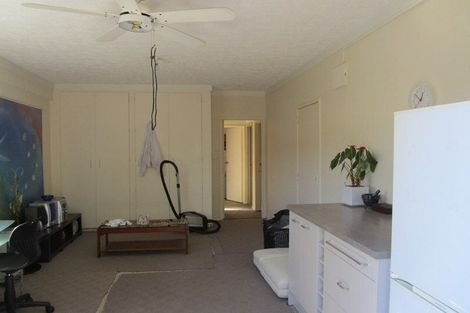 Photo of property in 1/36 Saddleback Rise, Murrays Bay, Auckland, 0630