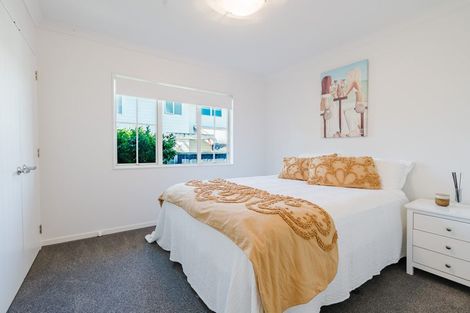 Photo of property in 18 Tironui Terrace, Western Heights, Hamilton, 3200