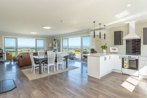 Photo of property in 91 Chester Park Drive, West Taratahi, Carterton, 5791