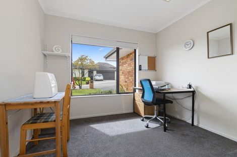 Photo of property in 16 Ludlow Place, Pukekohe, 2120