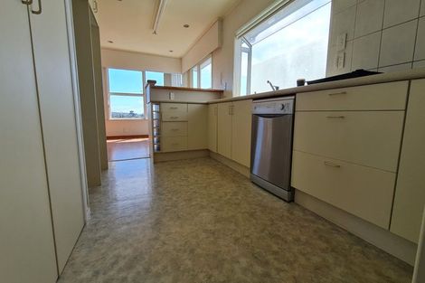 Photo of property in 70 Sunnybrae Road, Hillcrest, Auckland, 0627