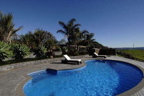 Photo of property in 1960 East Coast Road, Stillwater, Silverdale, 0993