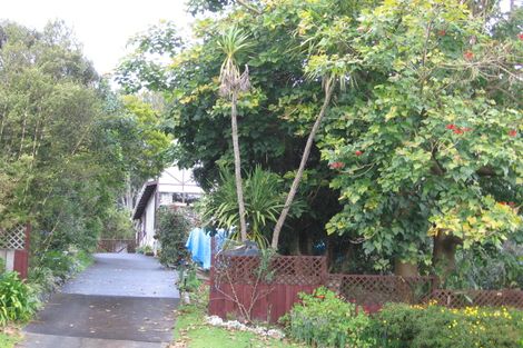 Photo of property in 81 Stillwater Crescent, Stillwater, Silverdale, 0993