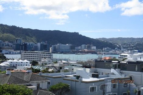 Photo of property in 4/1 Earls Terrace, Mount Victoria, Wellington, 6011