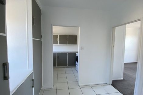 Photo of property in Bryon Court Flats, 25 Apuka Street, Brooklyn, Wellington, 6021