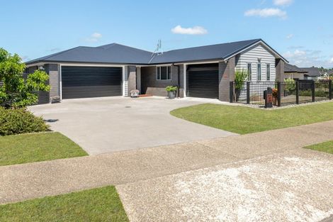 Photo of property in 69 Puhirake Crescent, Pyes Pa, Tauranga, 3112
