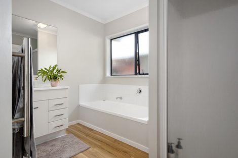 Photo of property in 18 Nautilus Drive, Papamoa Beach, Papamoa, 3118