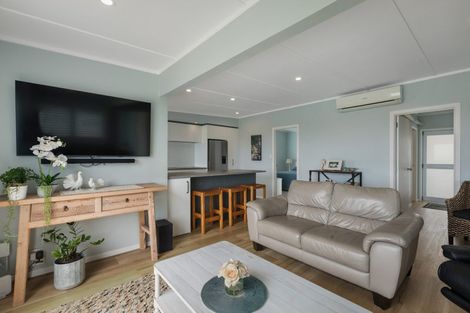 Photo of property in 138 Seaforth Road, Waihi Beach, 3611