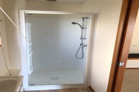 Photo of property in 20 Lingham Crescent, Torbay, Auckland, 0630