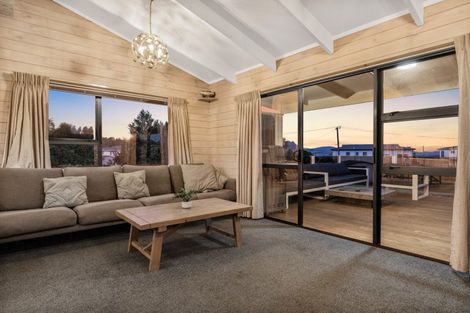 Photo of property in 2 Banks Street, Cooks Beach, Whitianga, 3591