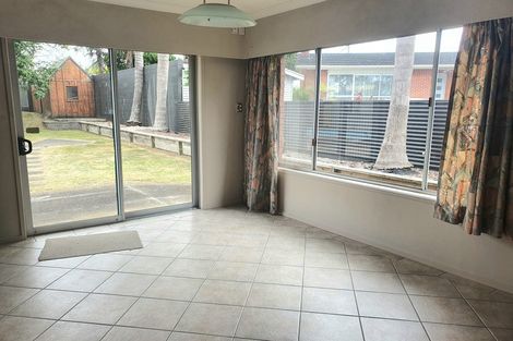 Photo of property in 100 Clevedon Road, Papakura, 2110