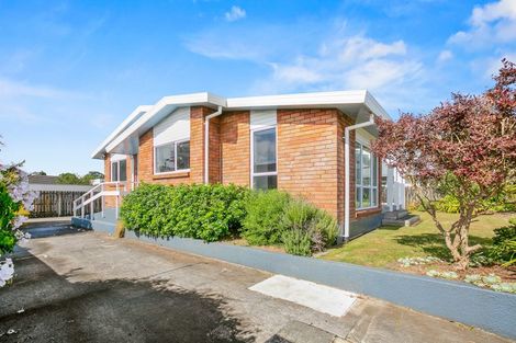 Photo of property in 3/66 Waiwaka Terrace, Strandon, New Plymouth, 4312