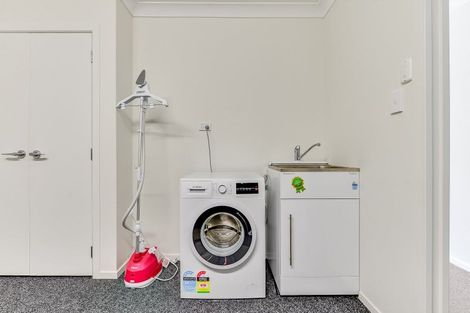 Photo of property in 2/33 Cowley Drive, Temple View, Hamilton, 3218