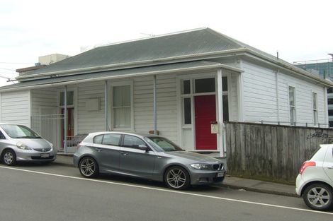 Photo of property in 2/25 Clifton Terrace, Kelburn, Wellington, 6012