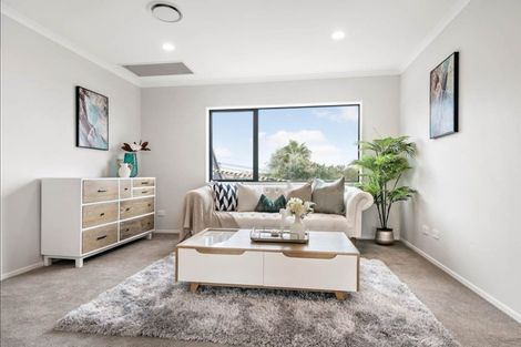 Photo of property in 408b East Coast Road, Sunnynook, Auckland, 0630