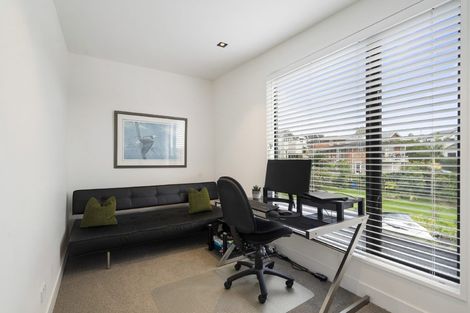 Photo of property in 2b Arthur Crescent, Hauraki, Auckland, 0622