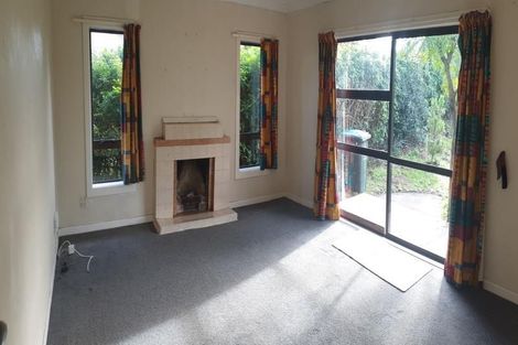 Photo of property in 24 Hamlin Road, Mount Wellington, Auckland, 1060