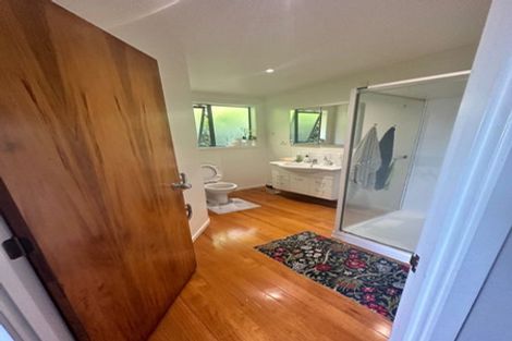 Photo of property in 44a Marine Parade, Mellons Bay, Auckland, 2014
