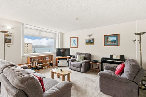 Photo of property in Jerningham Apartments, 20 Oriental Terrace, Oriental Bay, Wellington, 6011