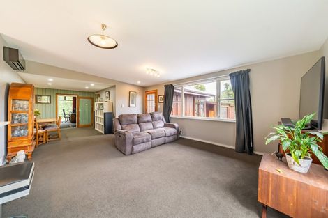 Photo of property in 5 Paton Street, Maymorn, Upper Hutt, 5018