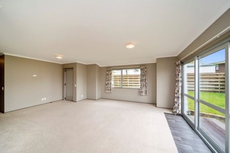 Photo of property in 3 Titoki Place, Inglewood, 4330