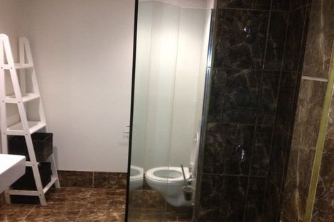 Photo of property in 100 Upper Orewa Road, Wainui, Silverdale, 0992