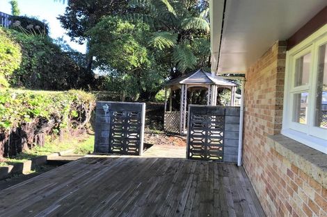 Photo of property in 18 Beaumont Crescent, Frankleigh Park, New Plymouth, 4310
