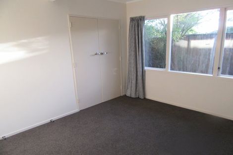 Photo of property in 16 Montana Road, Totara Park, Upper Hutt, 5018