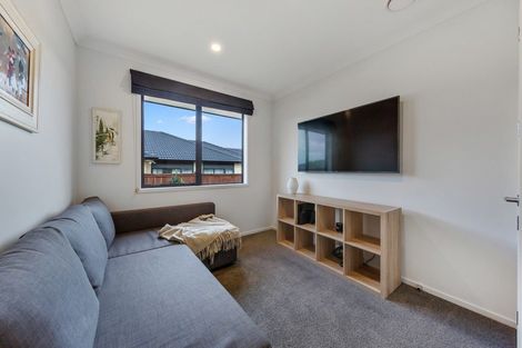 Photo of property in 82 Westmuir Crescent, Pokeno, 2402