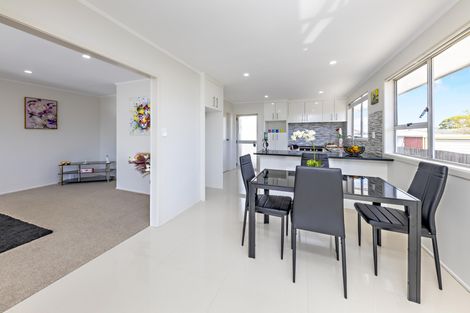 Photo of property in 185 Dawson Road, Clover Park, Auckland, 2023