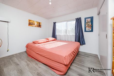 Photo of property in 2/62 Redcrest Avenue, Red Hill, Papakura, 2110