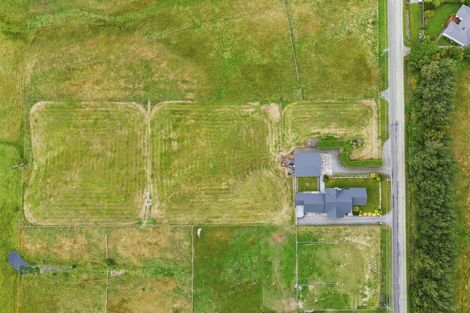 Photo of property in 15 Koputaroa Road, Levin, 5575