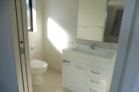 Photo of property in 2 Waikai Close, Ruakura, Hamilton, 3214