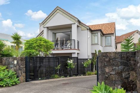 Photo of property in 1a Macleans Road, Bucklands Beach, Auckland, 2014