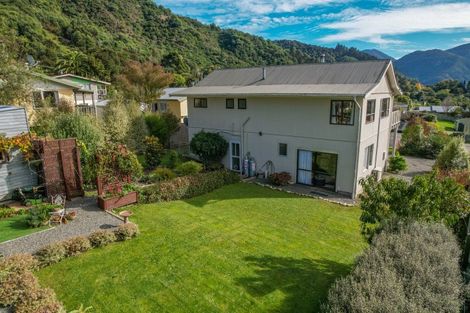 Photo of property in 5 Mahakipawa Road, Havelock, 7100