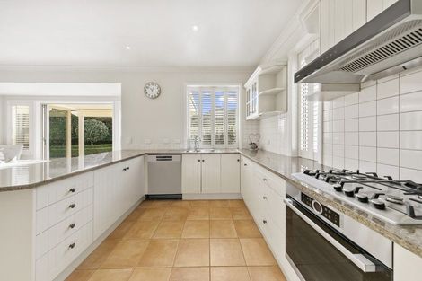 Photo of property in 12 Fairfield Lane, East Tamaki Heights, Auckland, 2016