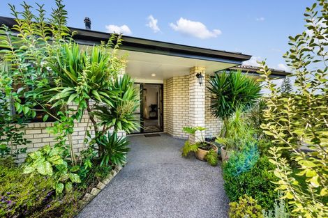 Photo of property in 17 Ruze Vida Drive, Massey, Auckland, 0614
