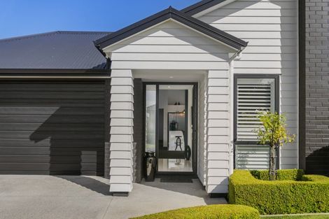 Photo of property in 30 Hiria Crescent, Papamoa Beach, Papamoa, 3118