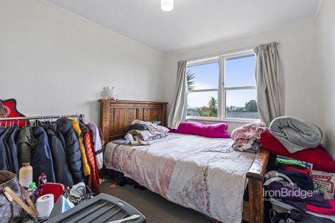 Photo of property in 17 Keegan Drive, Massey, Auckland, 0614