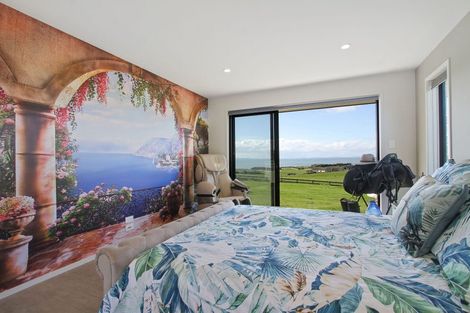 Photo of property in 205 Clarks Beach Road, Clarks Beach, Pukekohe, 2679