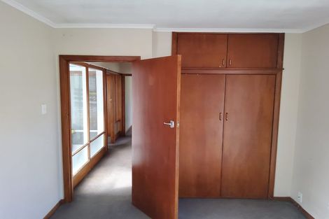 Photo of property in 73 Mills Road, Brooklyn, Wellington, 6021