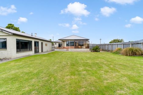Photo of property in 32 Mary Street, Winton, 9720