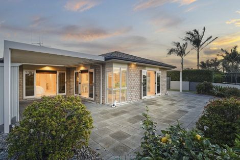 Photo of property in 73 Oriental Parade, Papamoa Beach, Papamoa, 3118