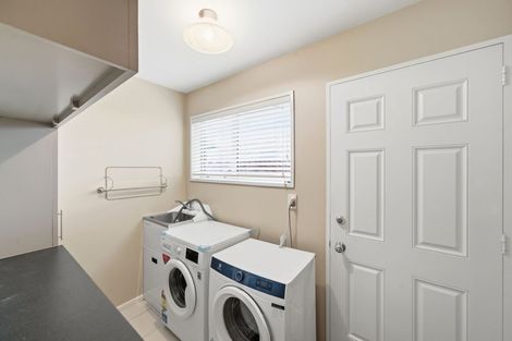 Photo of property in 53 Sayers Crescent, Ilam, Christchurch, 8041