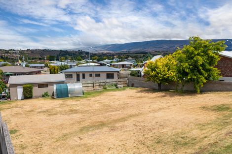 Photo of property in 74 Royal Terrace, Alexandra, 9320