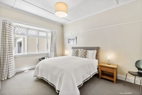 Photo of property in 17 Aorangi Terrace, Thorndon, Wellington, 6011