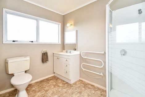 Photo of property in 20 Helenslee Road, Pokeno, 2402